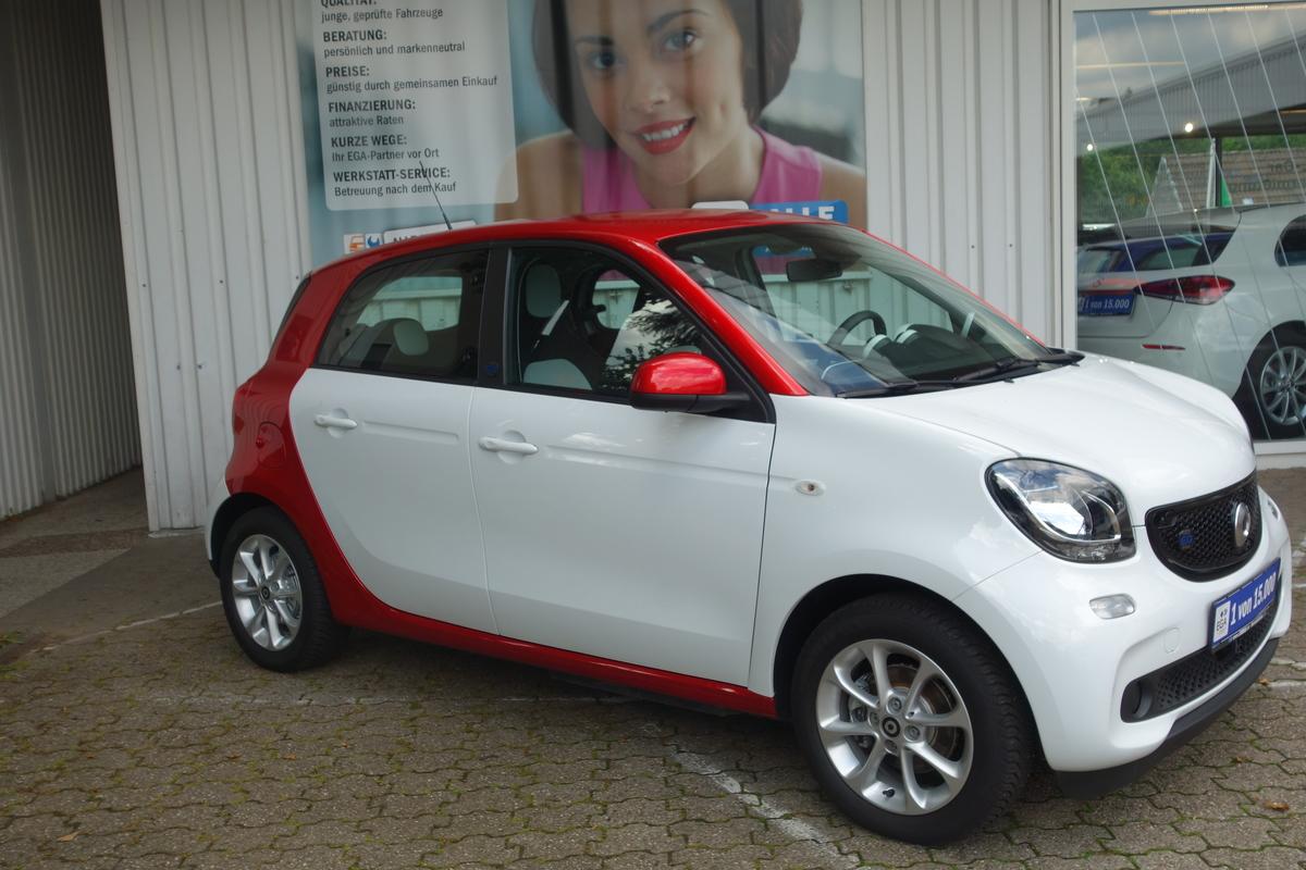 Smart ForFour EQ 60 KWED PASSION COOL & AUDIO*SHZG*PDC*ALU