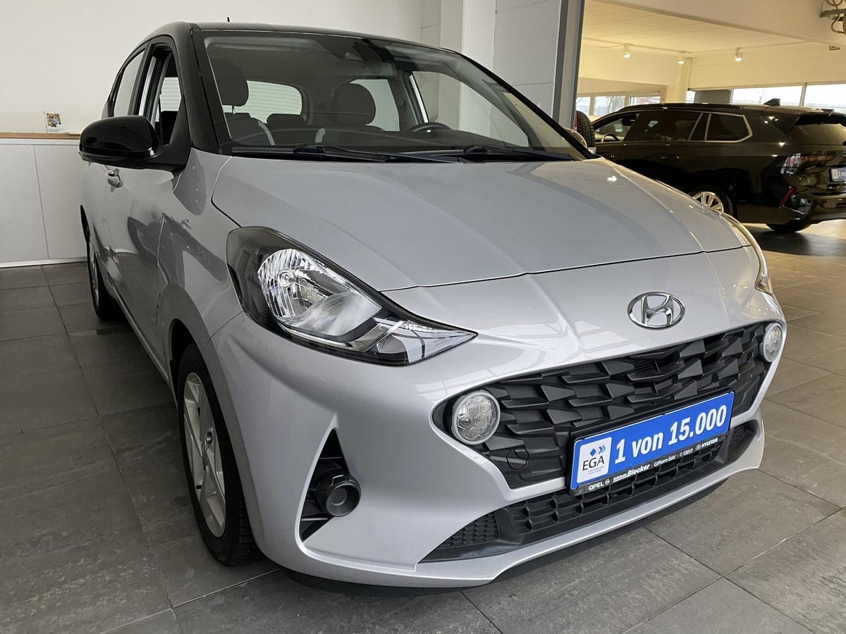Hyundai i10 1.2 Trend*Navi*Allwetter*Kamera*Klimaauto*